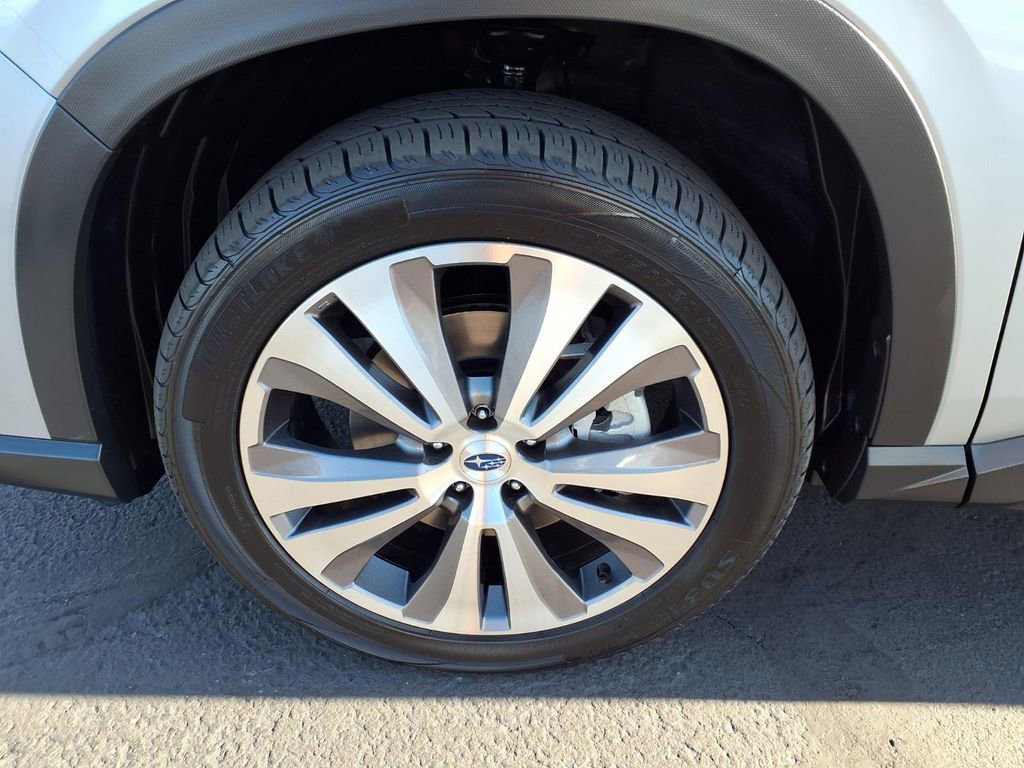 Certified 2022 Subaru Ascent Limited w/ Technology Package image 16