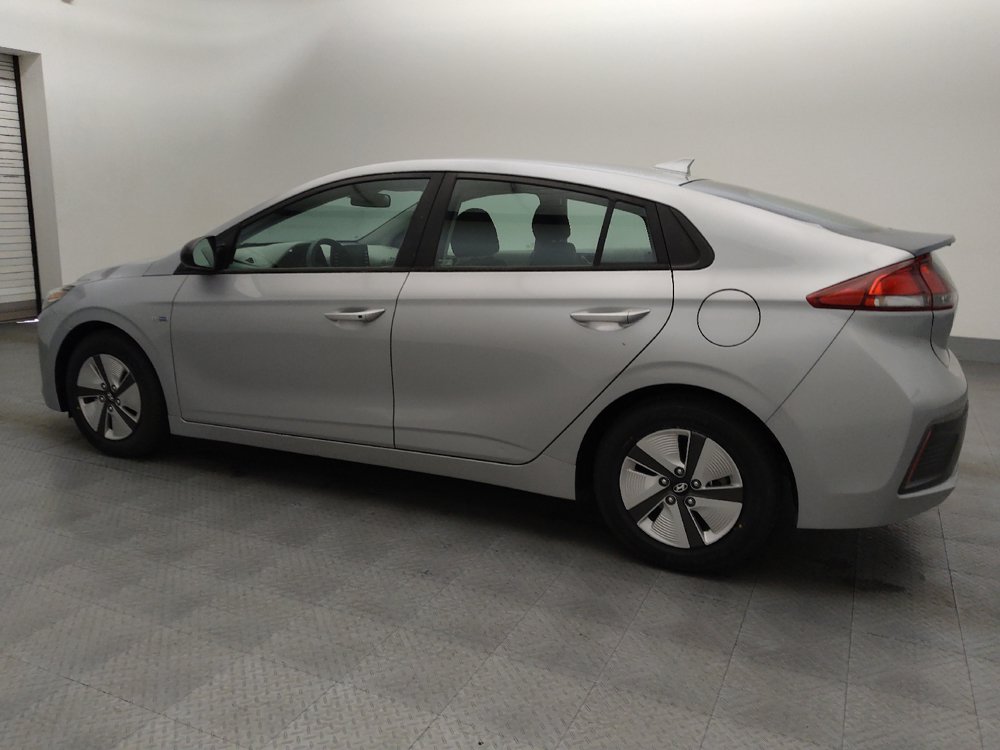 Used 2020 Hyundai Ioniq Blue FWD image 3