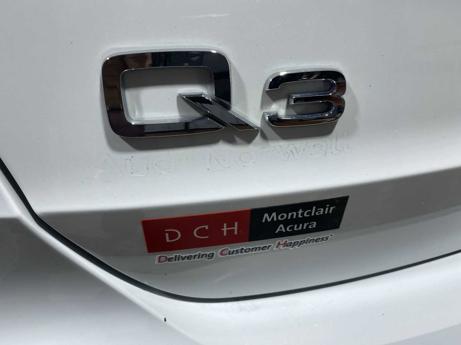 Used 2019 Audi Q3 2.0T Premium AWD/4WD image 7