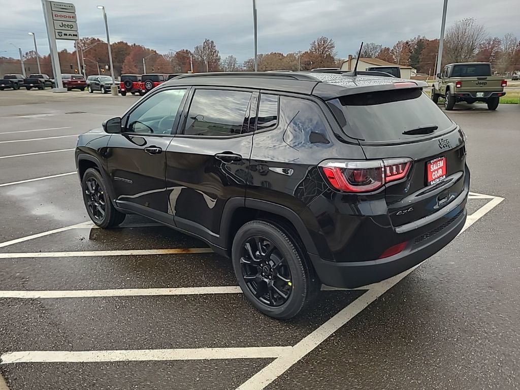 New 2026 Jeep Compass Latitude AWD/4WD image 13