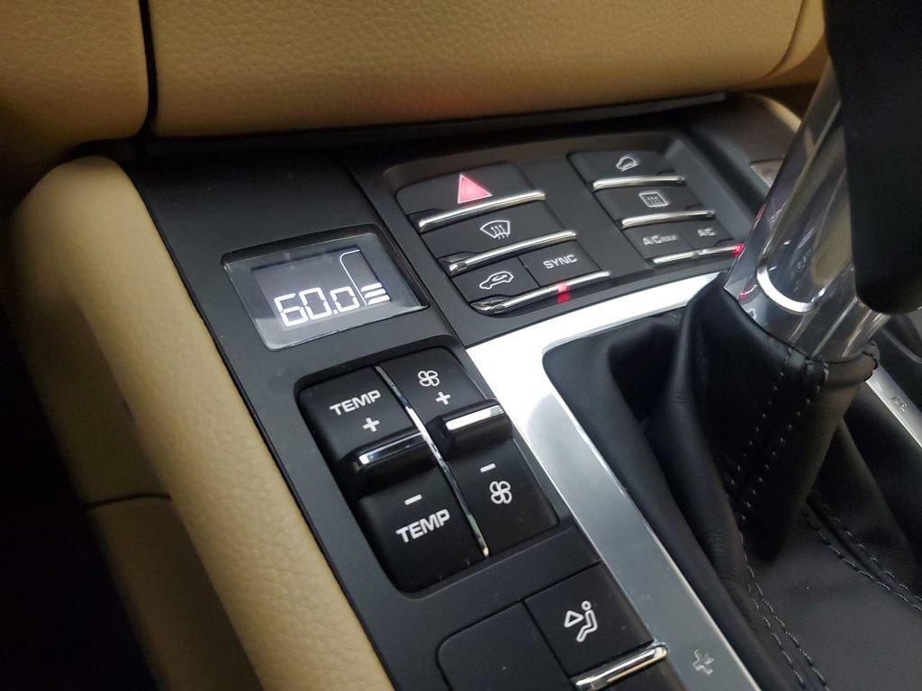 Used 2018 Porsche Macan S AWD/4WD image 29