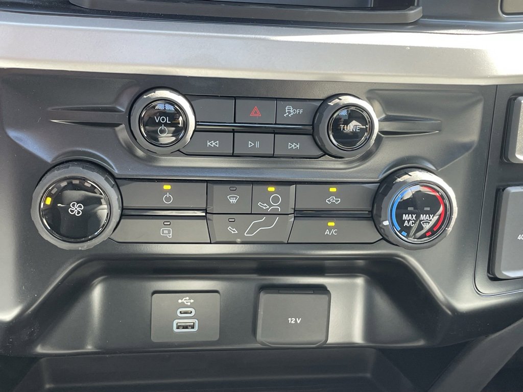 New 2025 Ford F350 XL w/ XL Chrome Package image 39