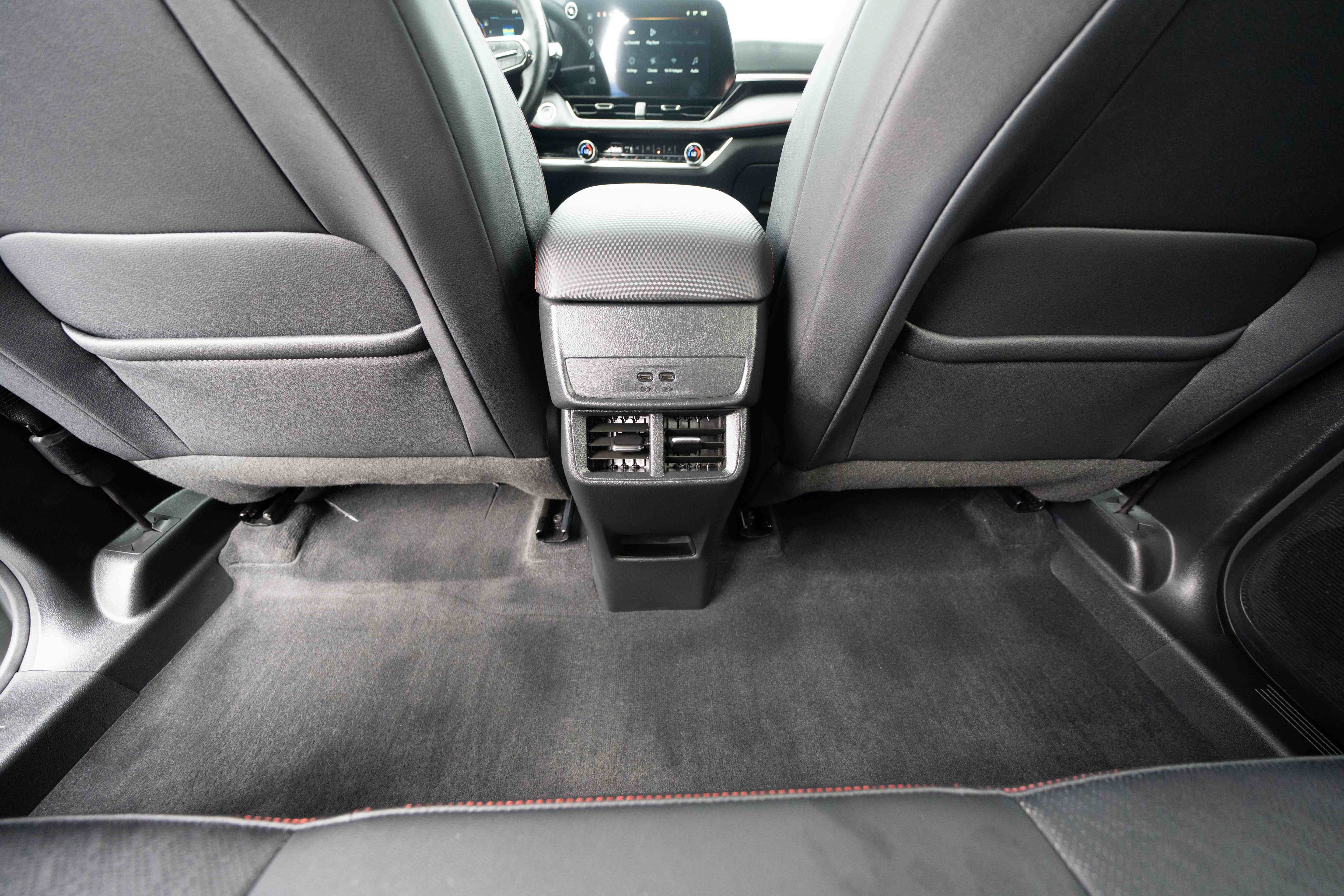 Used 2026 Chevrolet Equinox RS w/ LPO, Floor Liner Package AWD/4WD image 22
