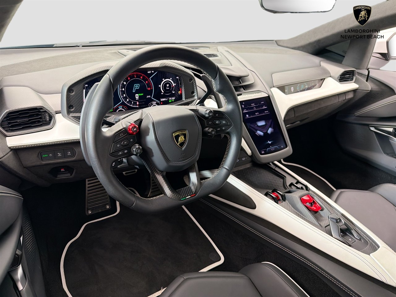 Used 2024 Lamborghini Revuelto AWD/4WD image 45