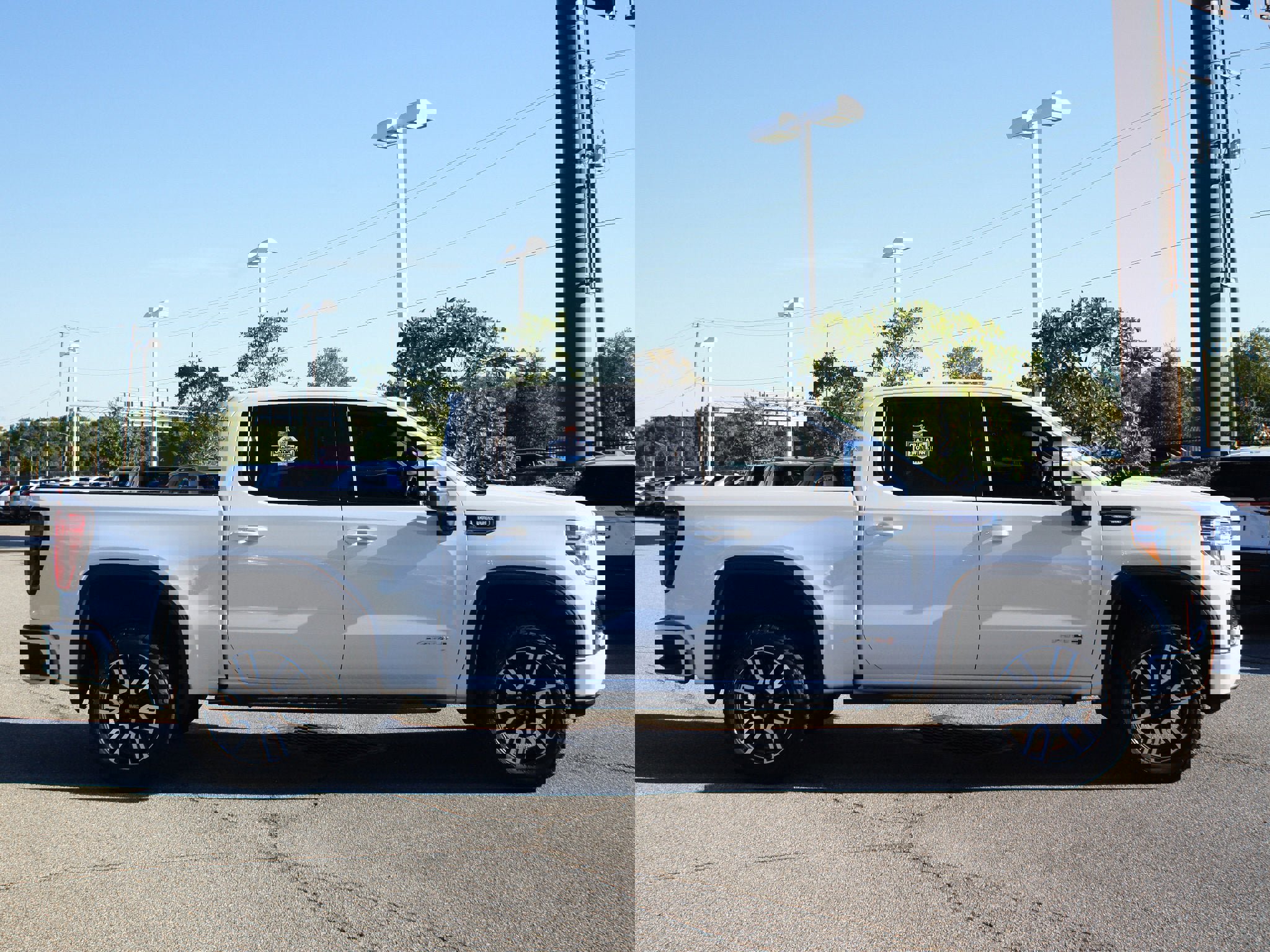 Used 2021 GMC Sierra 1500 AT4 w/ AT4 Premium Package image 21