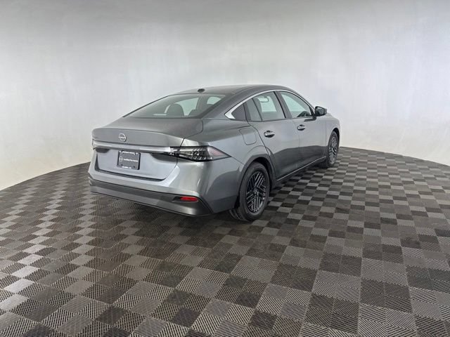 Certified 2026 Nissan Sentra SV w/ SV Convenience Package FWD image 5