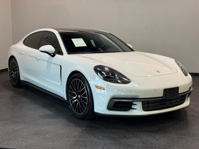 Used 2017 Porsche Panamera 4 image 4