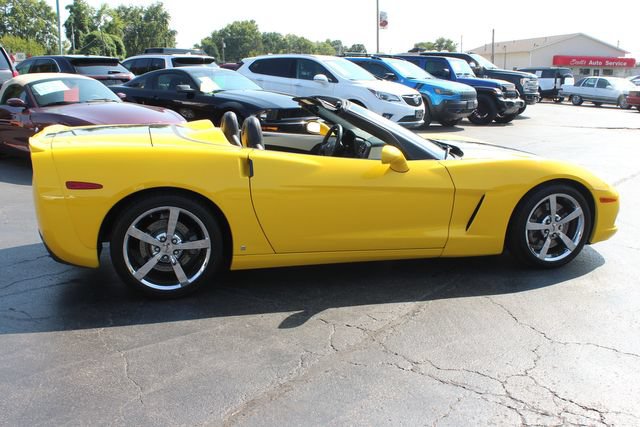 Used 2009 Chevrolet Corvette Convertible w/ Preferred Equipment Group RWD image 11