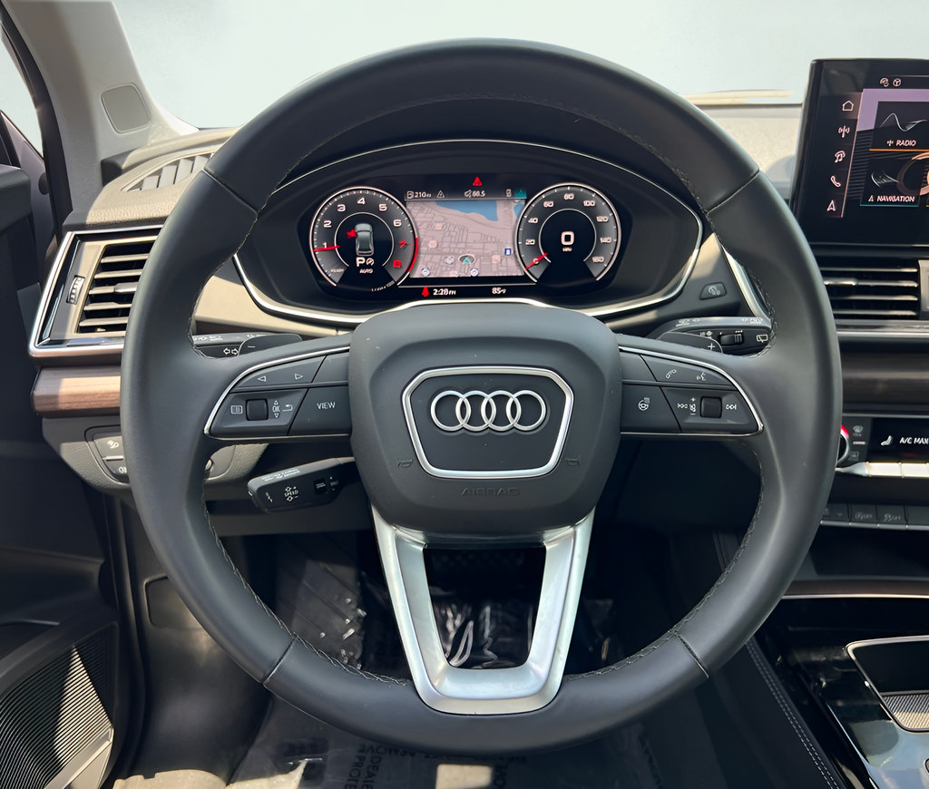 Used 2025 Audi Q5 2.0T Premium Plus w/ Premium Plus Package AWD/4WD image 40