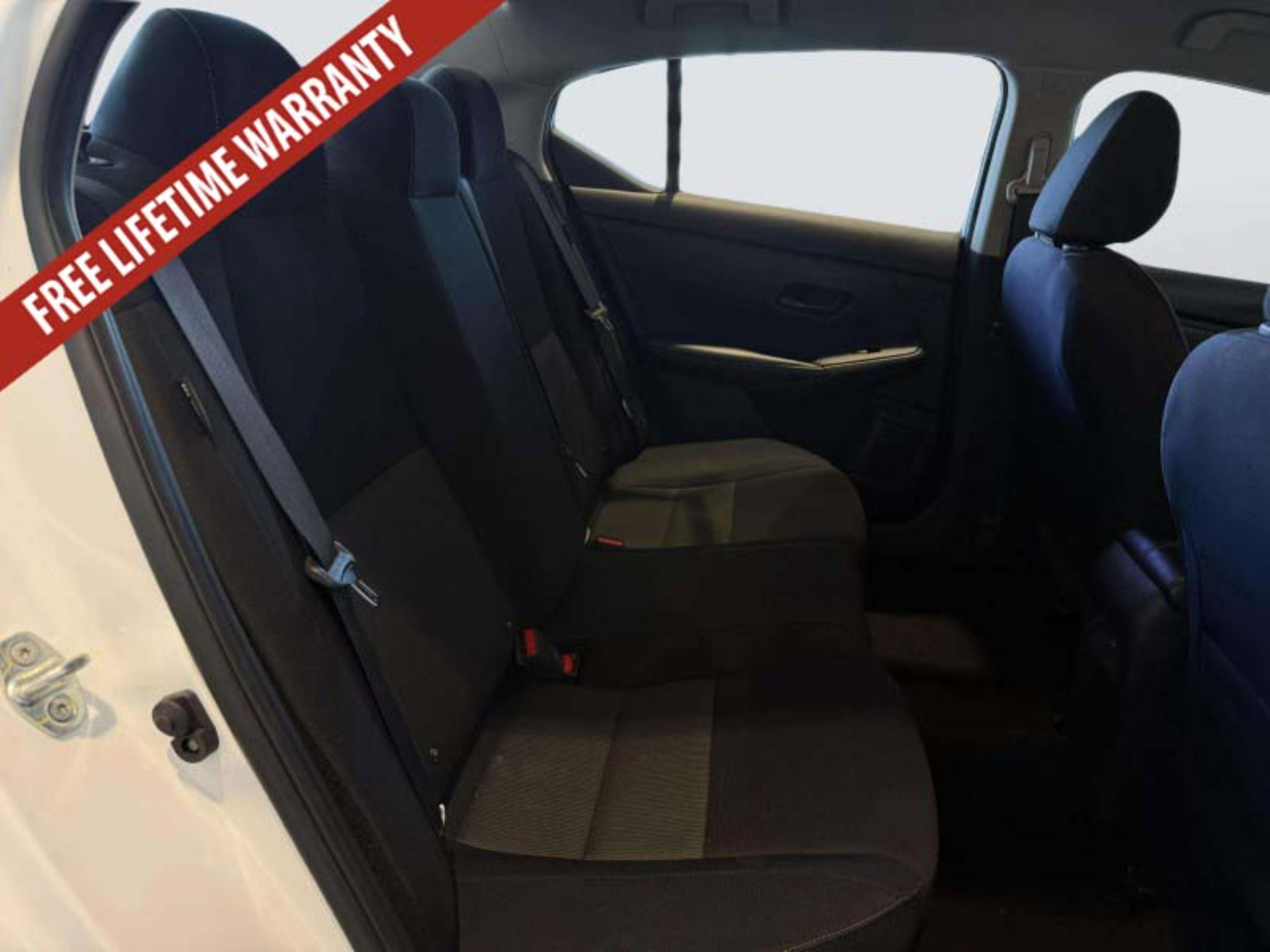 Used 2025 Nissan Sentra SV FWD image 29