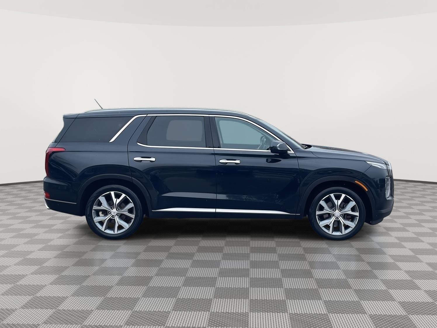 Used 2020 Hyundai Palisade SEL w/ Premium Package AWD/4WD image 4