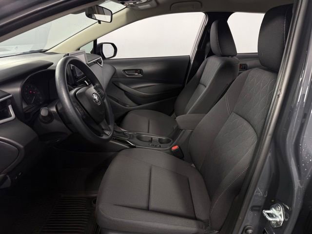 Used 2025 Toyota Corolla LE image 14