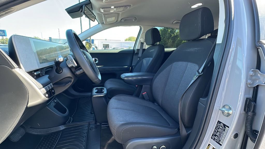 Certified 2023 Hyundai Ioniq 5 SE w/ Cargo Package image 9