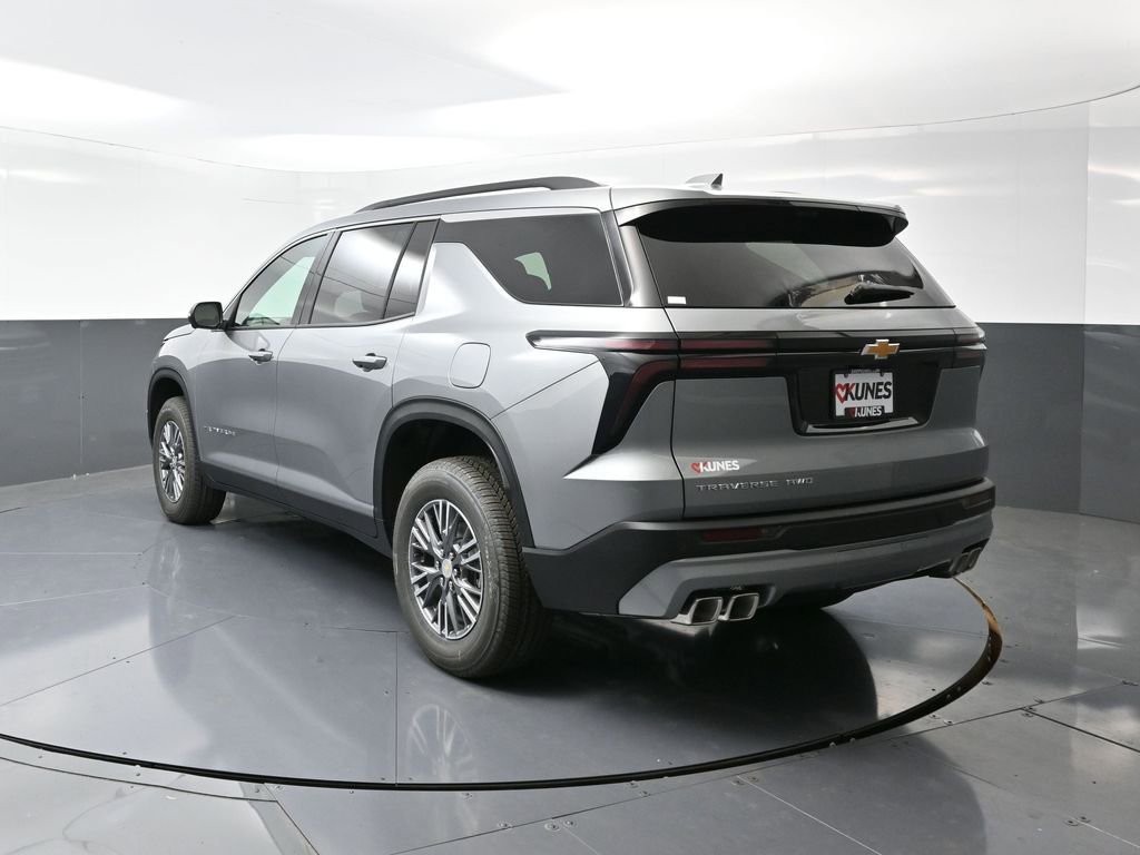 New 2026 Chevrolet Traverse LT w/ Driver Confidence Package image 7