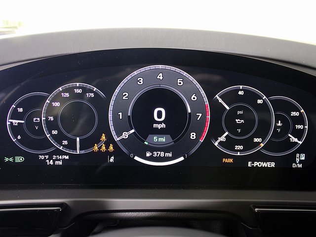 New 2026 Porsche Cayenne E-Hybrid Coupe AWD/4WD image 17