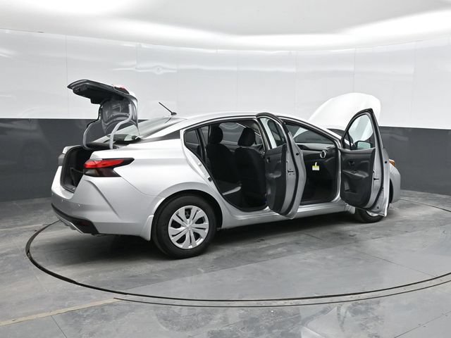 Used 2025 Nissan Versa S w/ Trunk Package FWD image 51