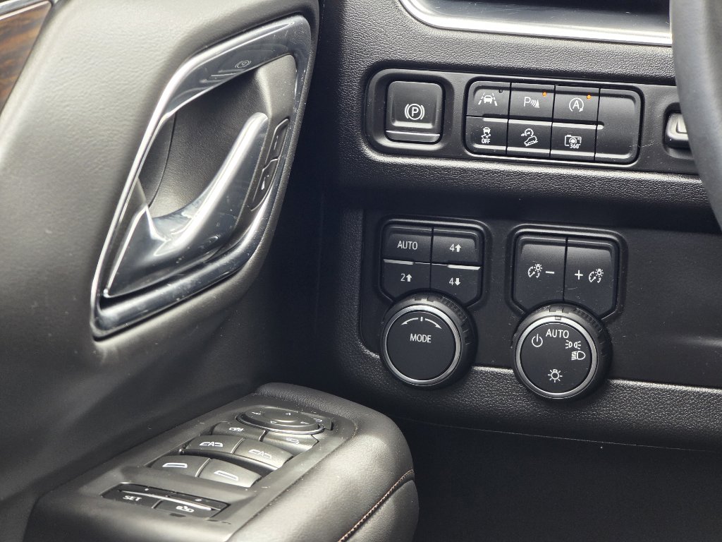 Certified 2024 Chevrolet Tahoe High Country w/ Premium Package 2 image 10