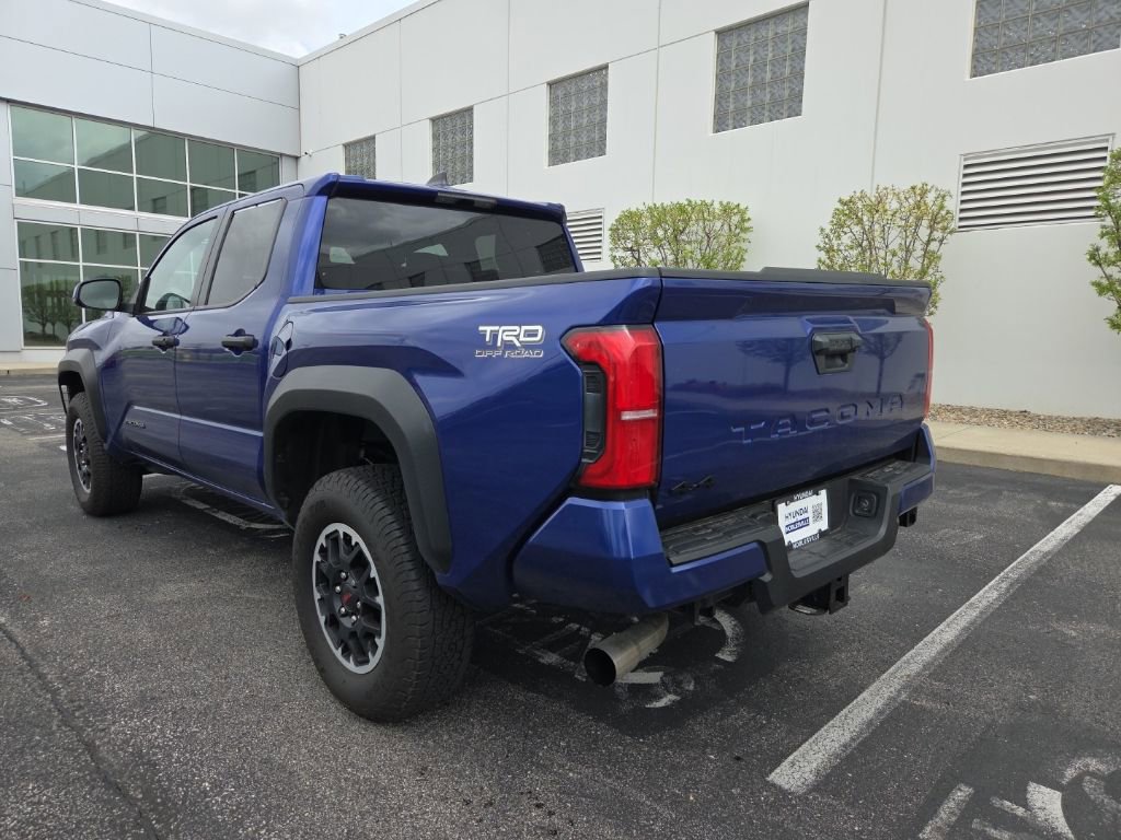 Used 2024 Toyota Tacoma TRD Off-Road AWD/4WD image 6