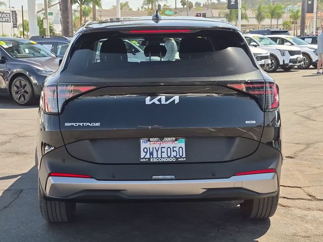 Used 2026 Kia Sportage LX FWD image 4