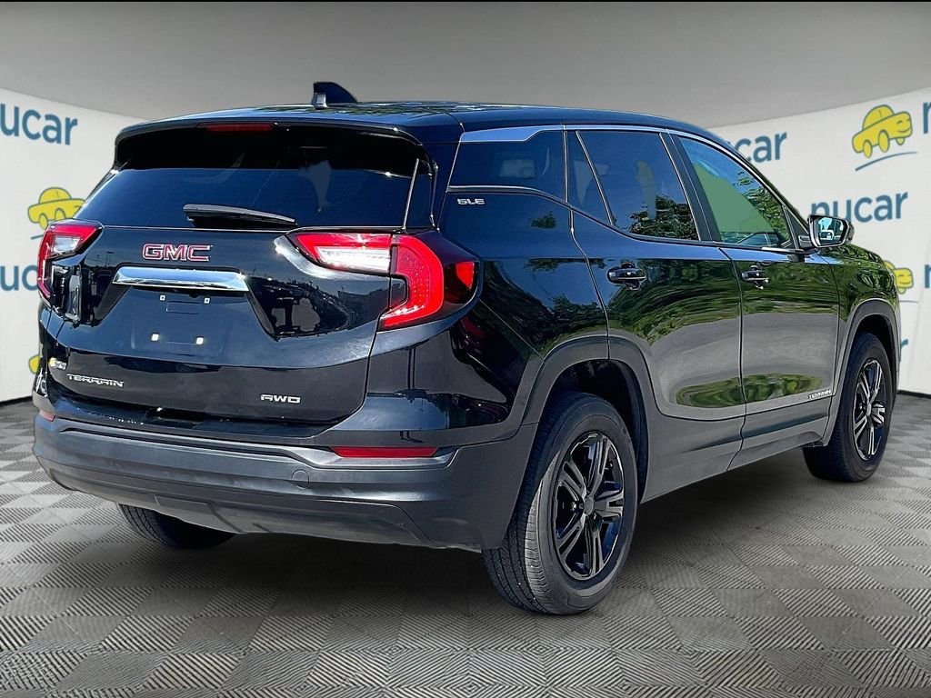 Used 2024 GMC Terrain SLE AWD/4WD image 6