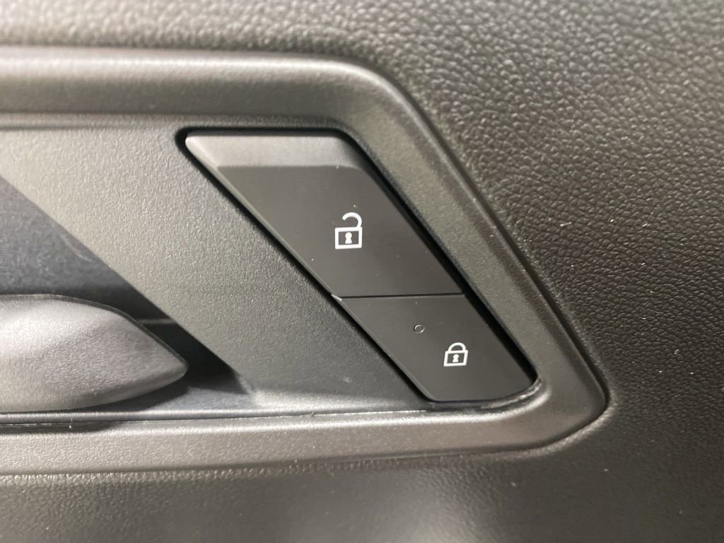 Used 2026 Chevrolet Colorado W/T w/ WT Custom Package image 25