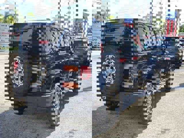 Certified 2016 Jeep Wrangler Unlimited Rubicon w/ Connectivity Group image 7