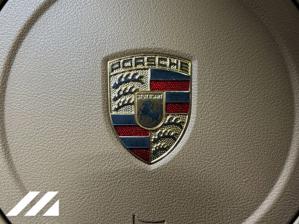 Used 2014 Porsche Cayenne Platinum Edition image 34