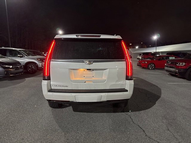 Used 2017 Cadillac Escalade Premium Luxury image 5