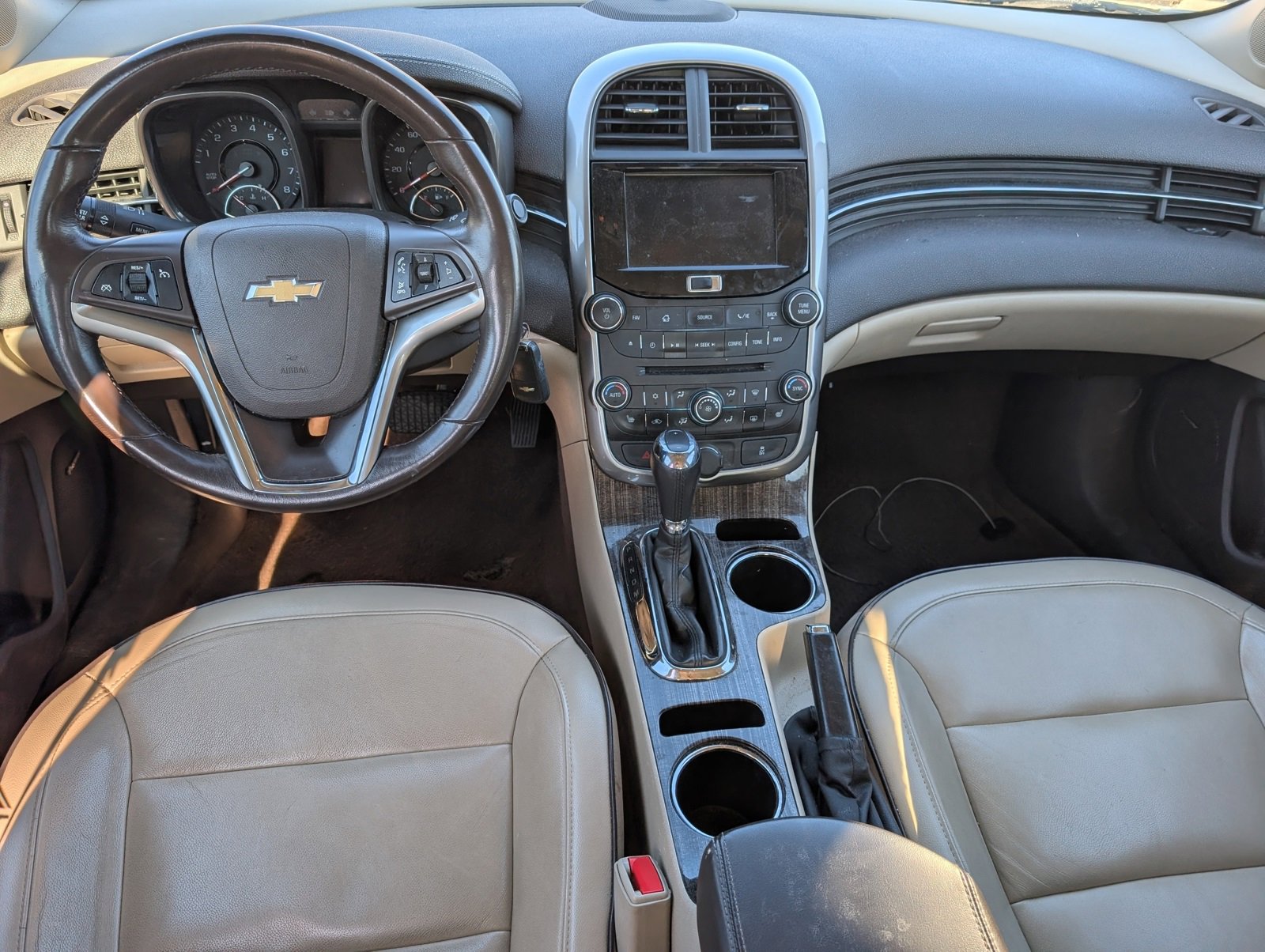 Used 2015 Chevrolet Malibu LT w/ Leather Package image 10