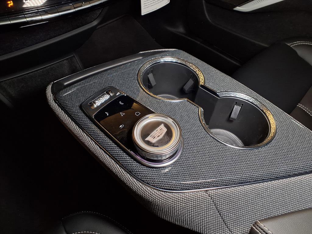Used 2026 Cadillac Optiq Luxury 1 image 19