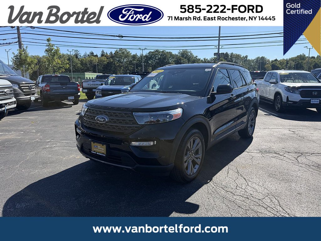 Certified 2022 Ford Explorer XLT w/ Equipment Group 202A