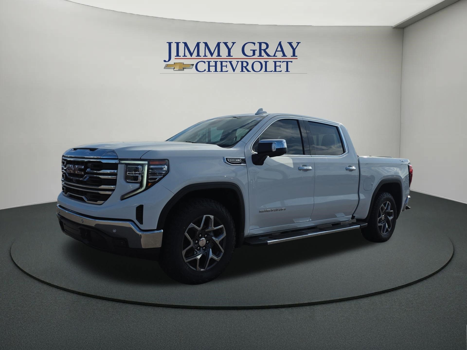 Used 2025 GMC Sierra 1500 SLT w/ SLT Premium Plus Package AWD/4WD image 1