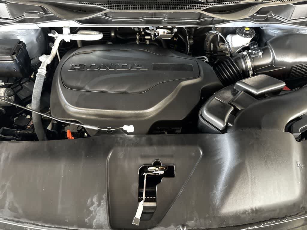 Used 2025 Honda Odyssey Touring image 12