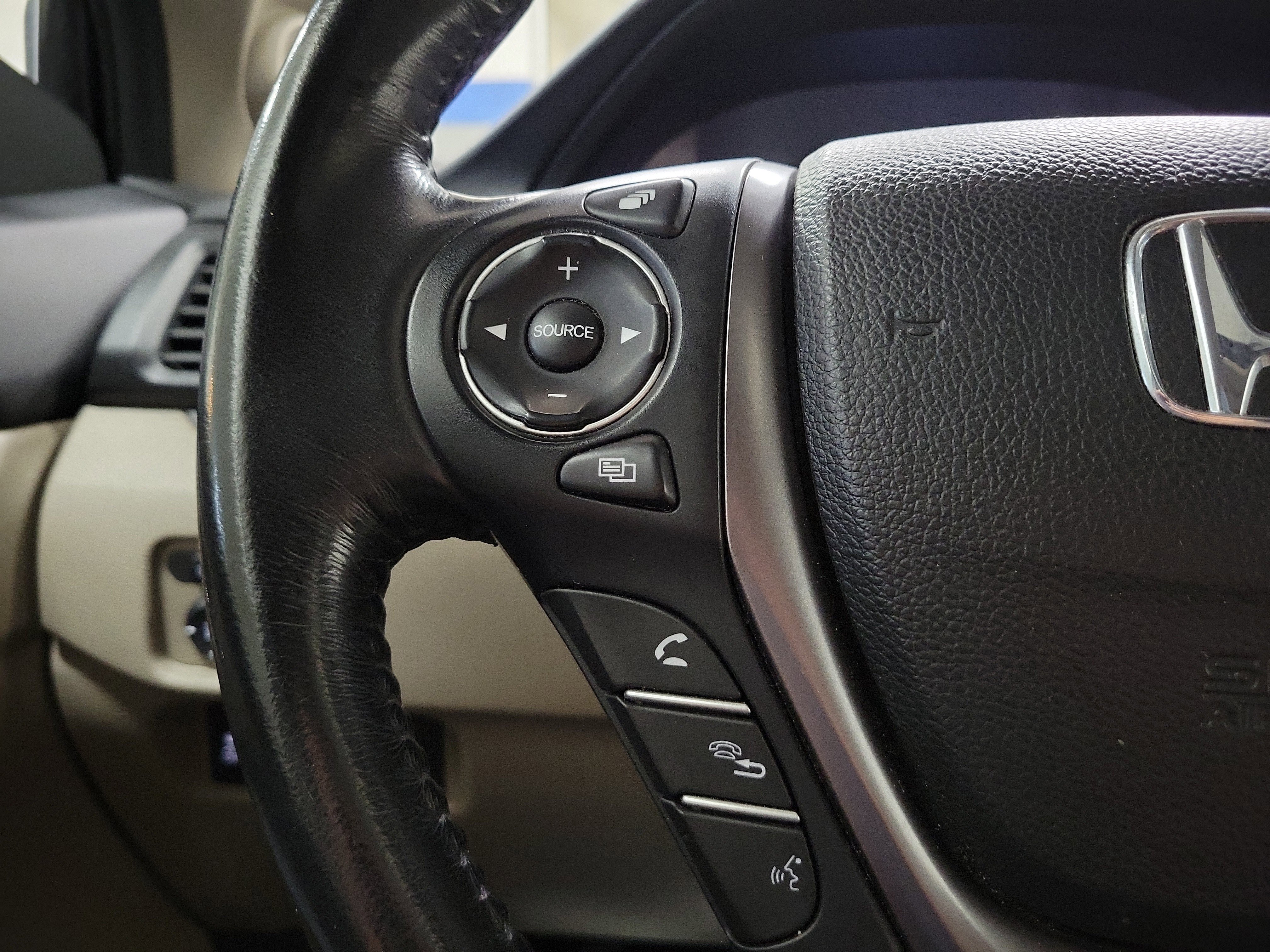 Used 2018 Honda Pilot EX-L image 26