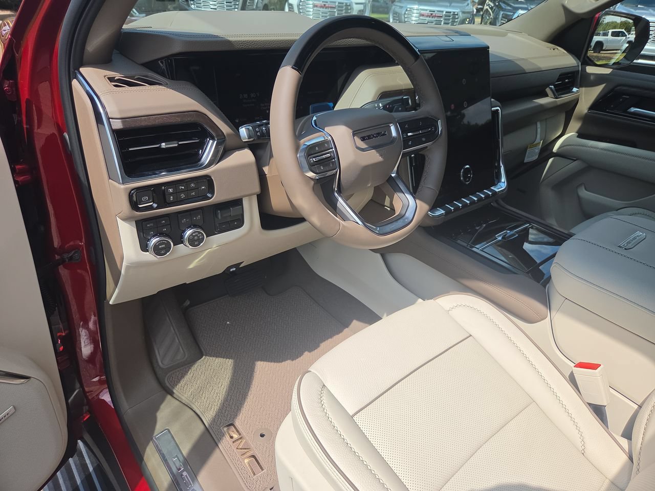 New 2026 GMC Yukon XL Denali w/ Denali Reserve Package AWD/4WD image 10