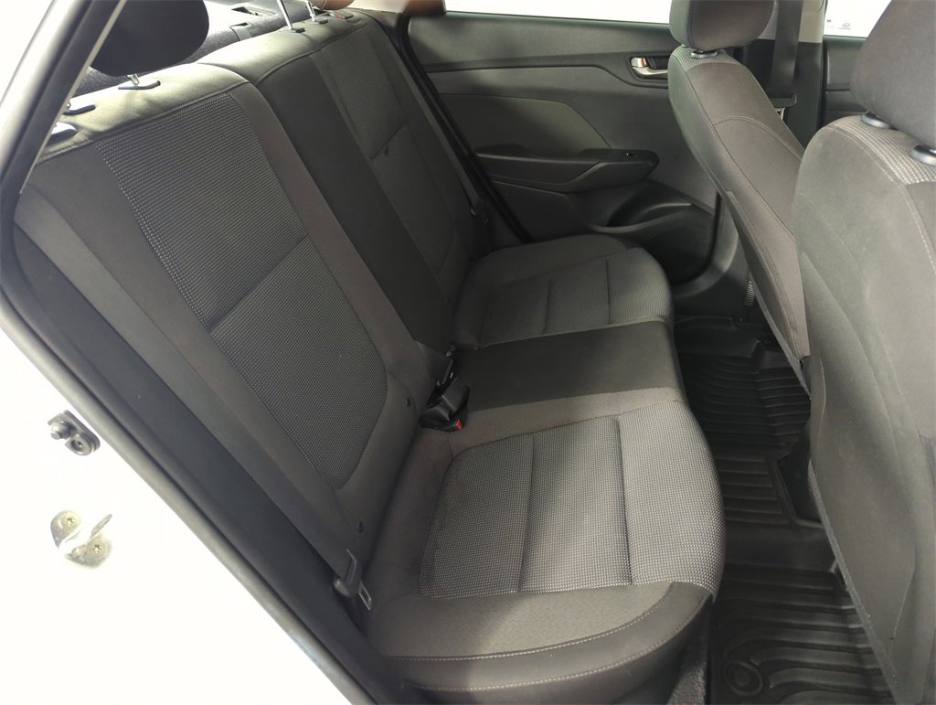Used 2021 Hyundai Accent SE image 31