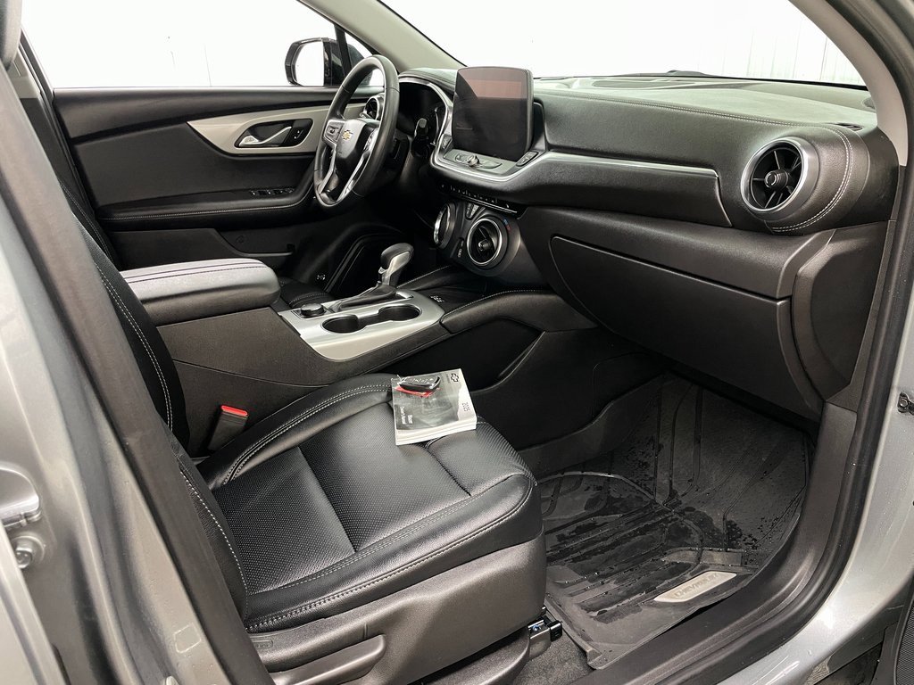 Used 2025 Chevrolet Blazer LT w/ Convenience Package image 36