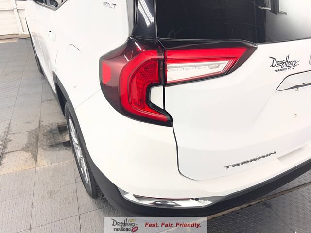 Used 2022 GMC Terrain SLT AWD/4WD image 13