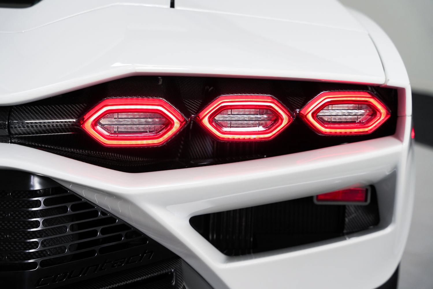 Used 2022 Lamborghini Aventador Countach AWD/4WD image 26
