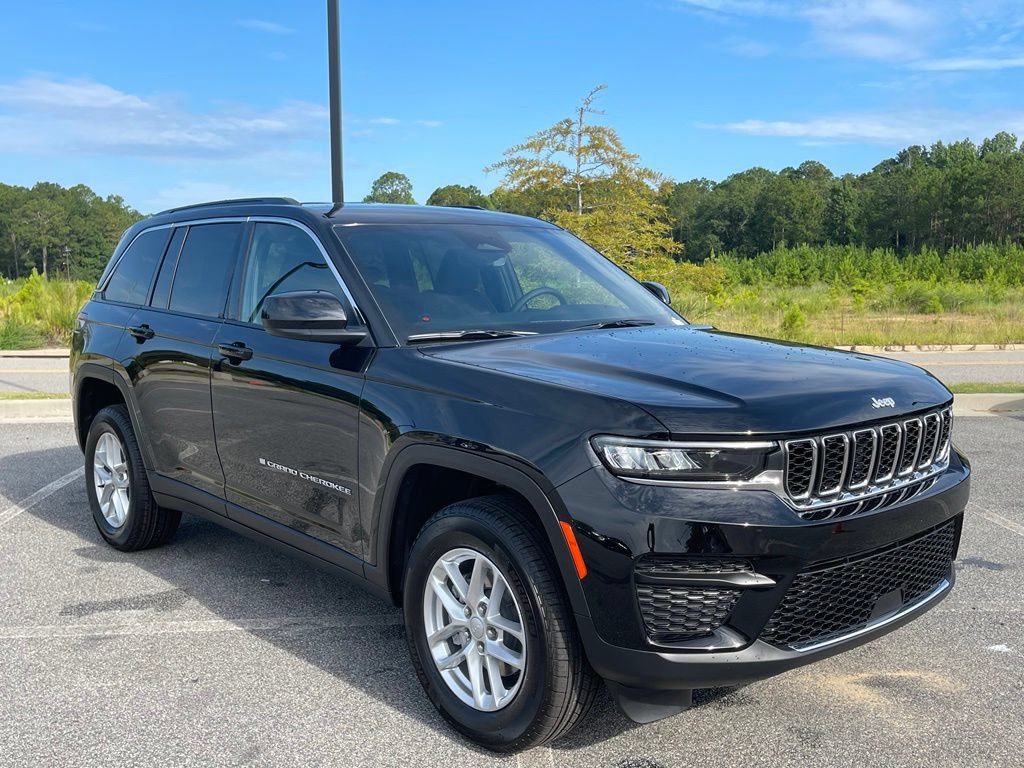 New 2026 Jeep Grand Cherokee Laredo RWD image 15