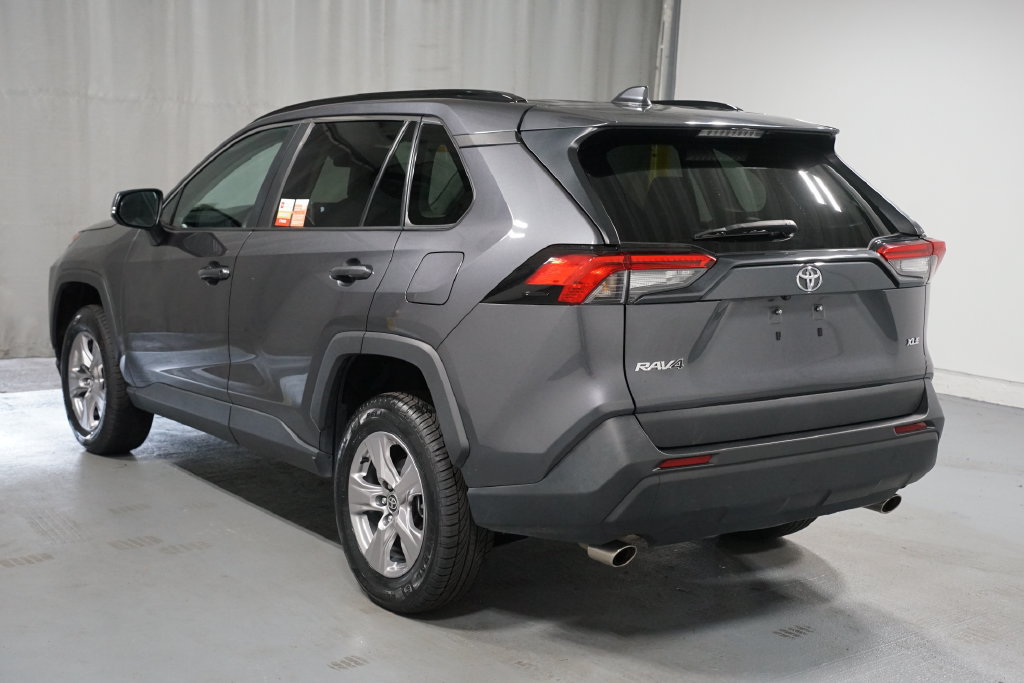 Certified 2024 Toyota RAV4 XLE FWD image 6
