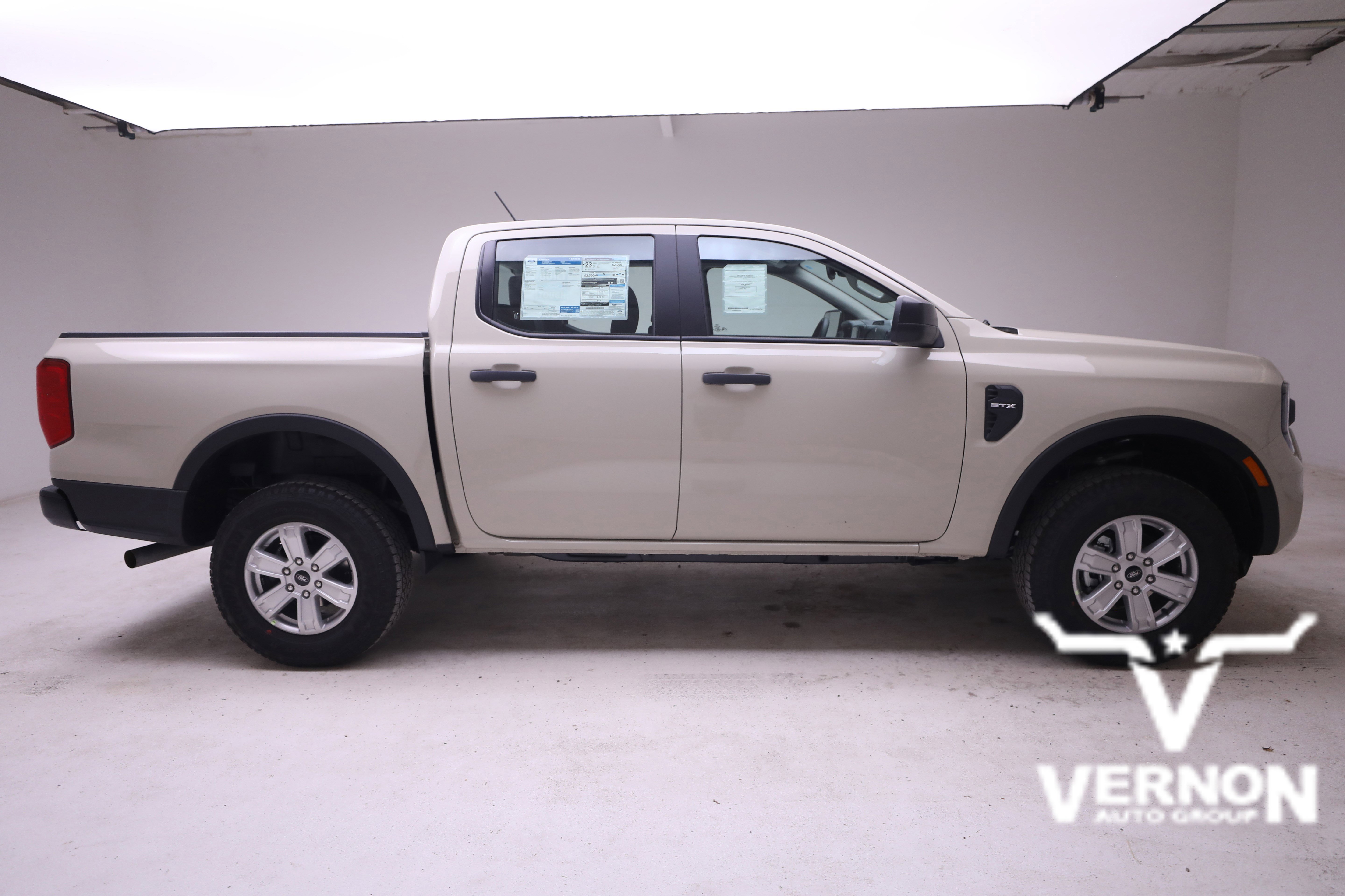 New 2025 Ford Ranger XL image 6