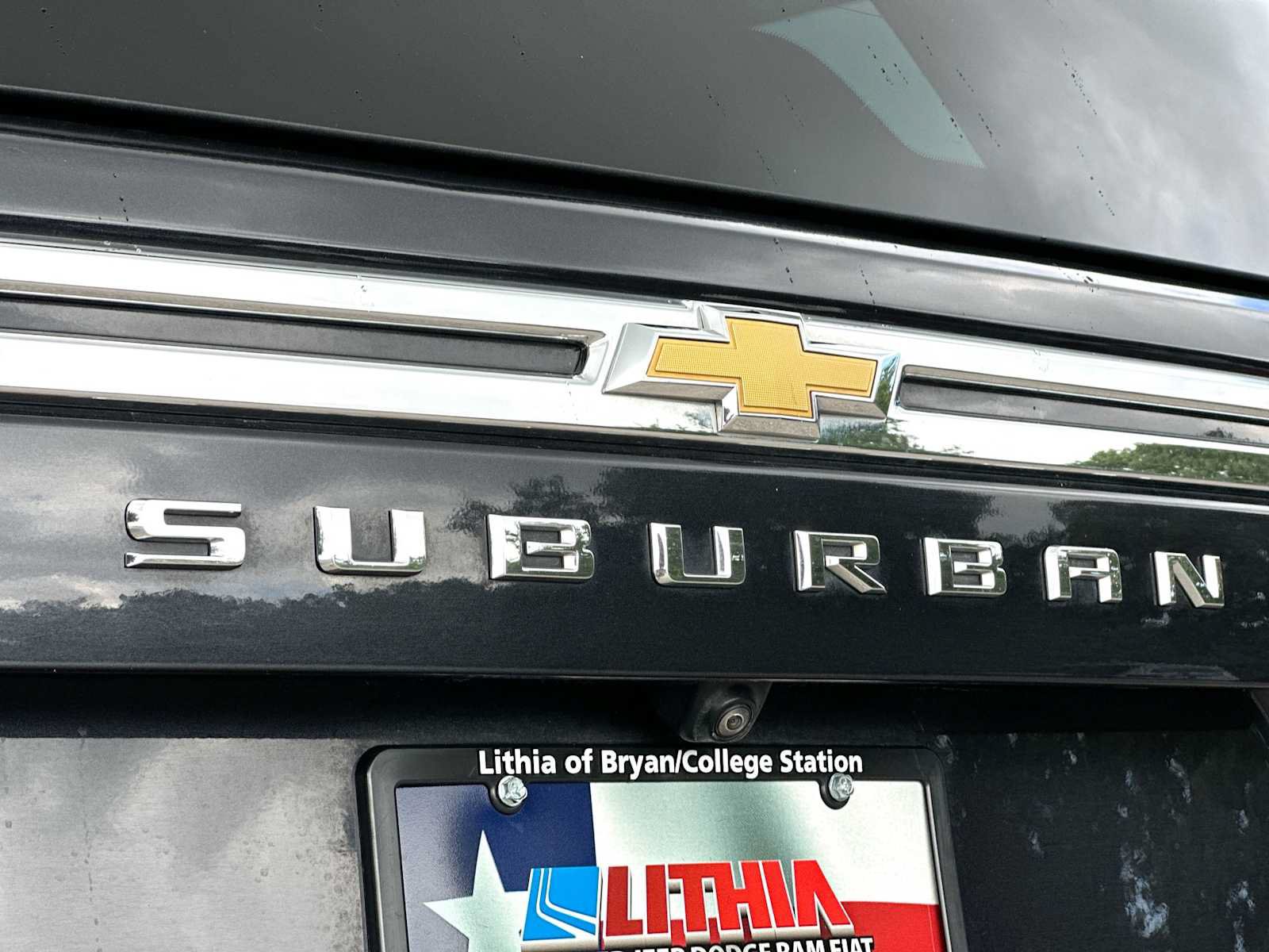 Used 2022 Chevrolet Suburban Premier AWD/4WD image 15