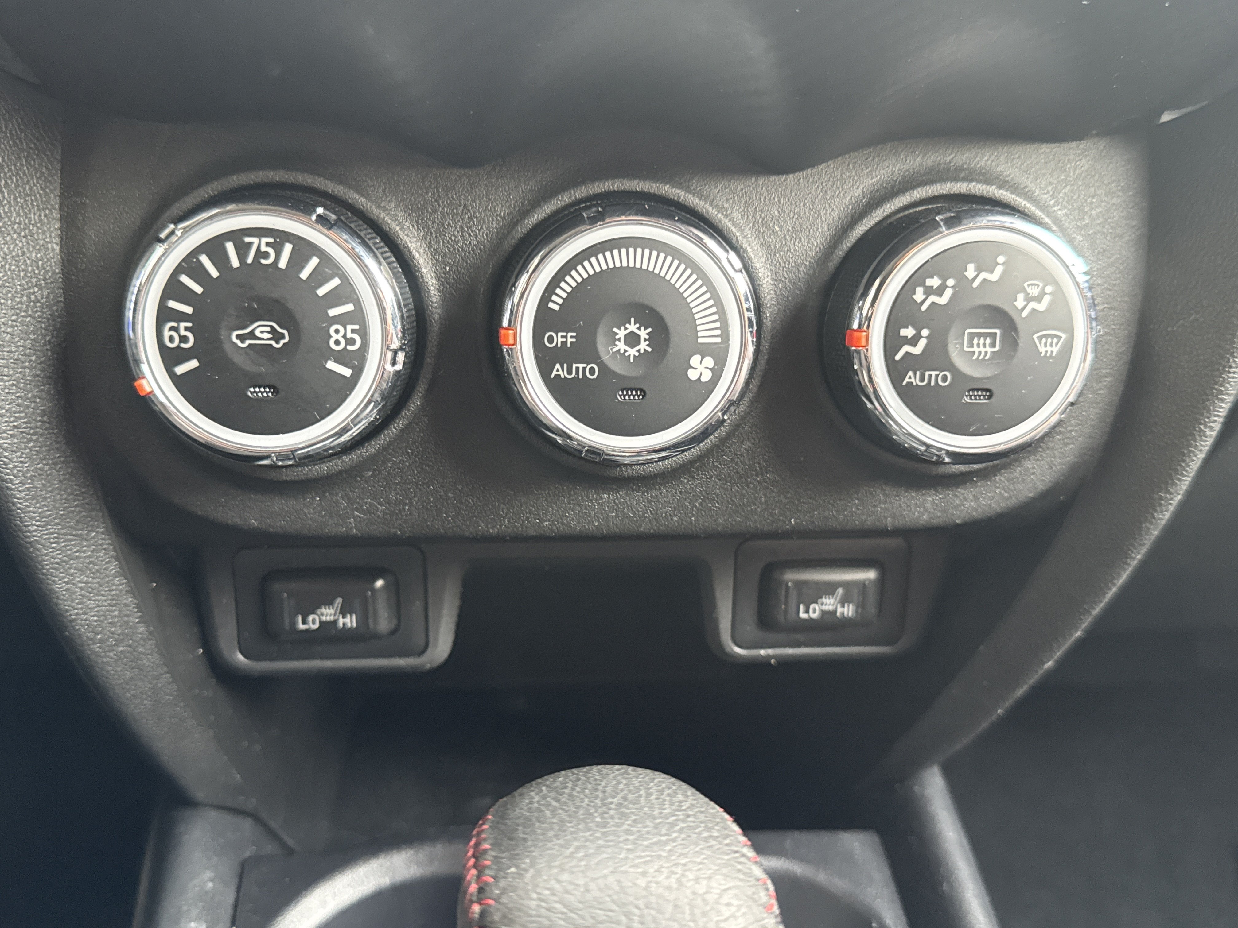 Used 2017 Mitsubishi Outlander Sport LE AWD/4WD image 13