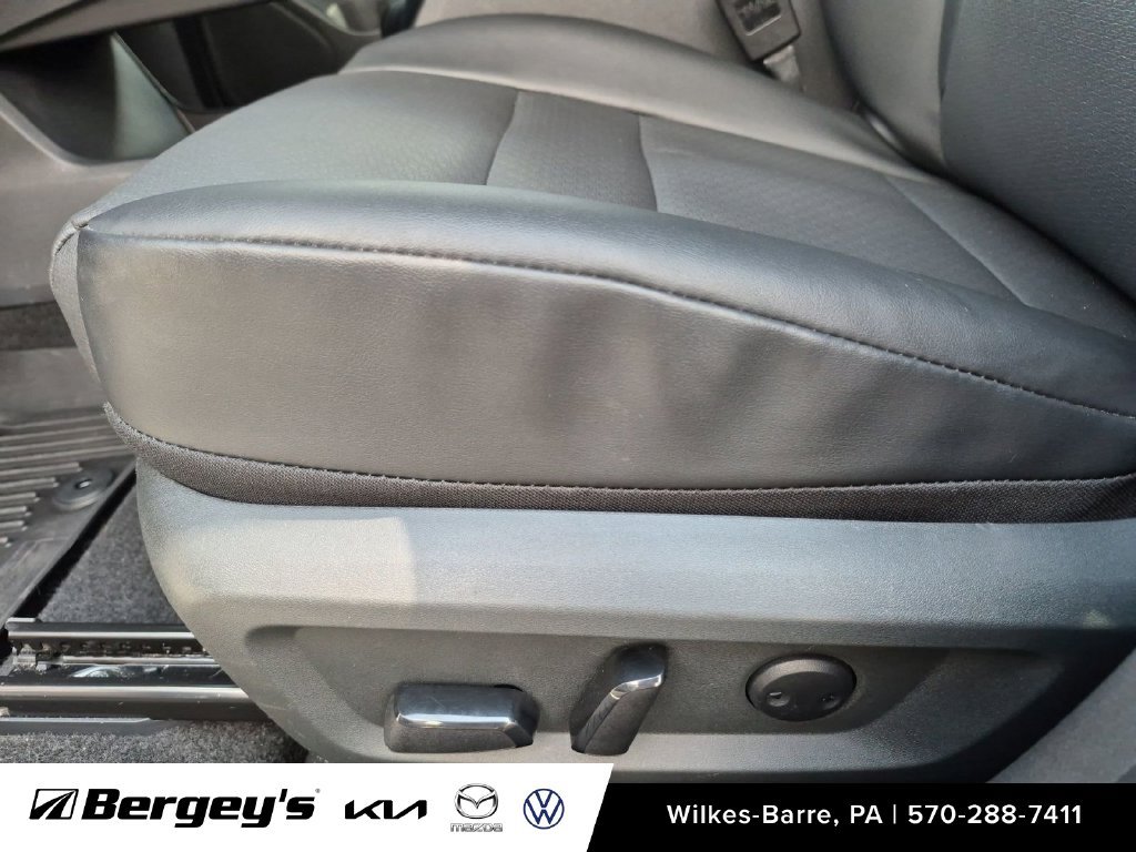 Used 2023 Nissan Rogue SV w/ SV Premium B Package AWD/4WD image 21