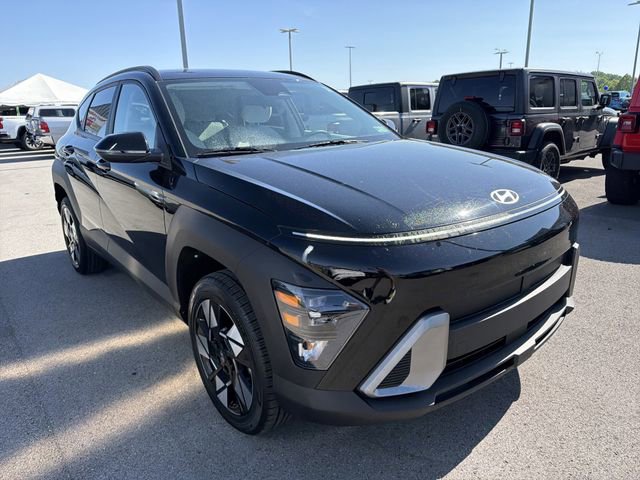 Used 2025 Hyundai Kona SEL AWD/4WD image 3