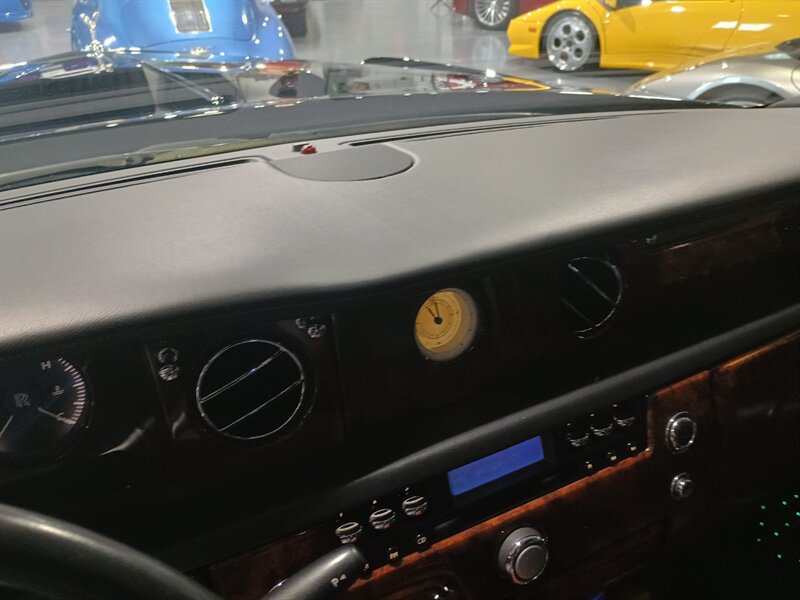 Used 2009 Rolls-Royce Phantom Sedan RWD image 25