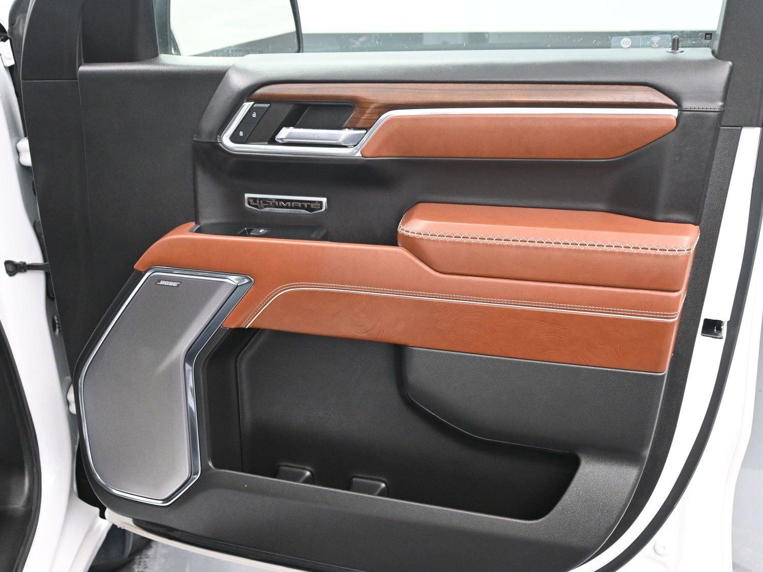 Used 2024 GMC Sierra 1500 Denali Ultimate image 10