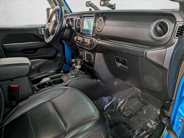 Used 2020 Jeep Gladiator Overland w/ Dual Top Group AWD/4WD image 27