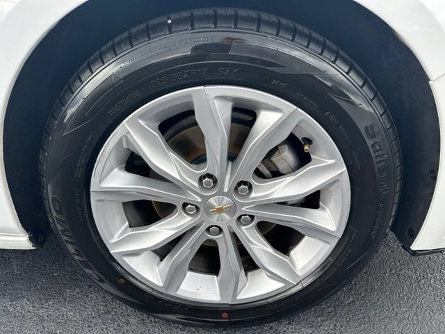 Used 2023 Chevrolet Malibu LT FWD image 37